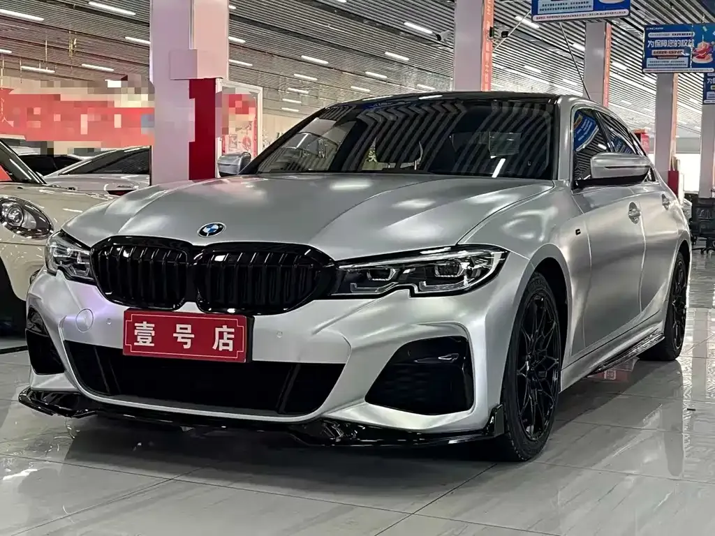 BMW 3 Series 2022 из CN, фото 1