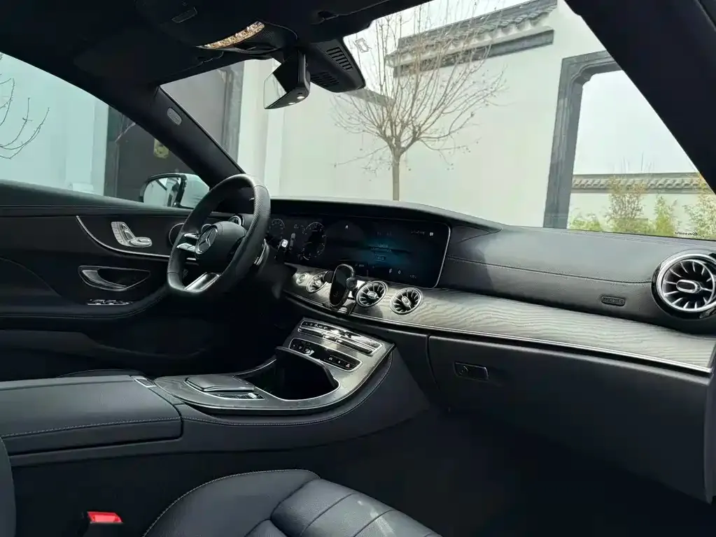 Mercedes-Benz E-Class (Import) 2023 из CN, фото 3