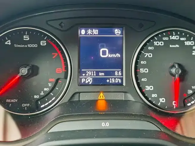 Audi Q2L 2024 из CN, фото 3