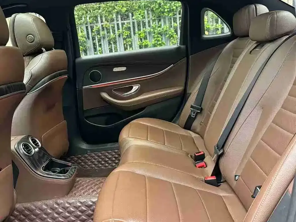 Mercedes-Benz E-Class 2021 из CN, фото 7