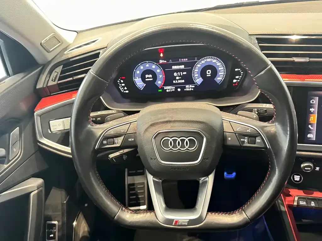 Audi Q3 — фото 4