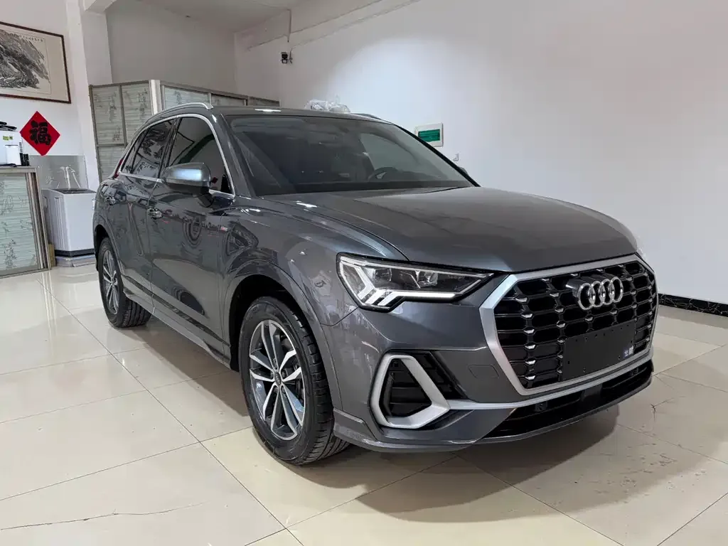 Audi Q3 2023 из CN, фото 3