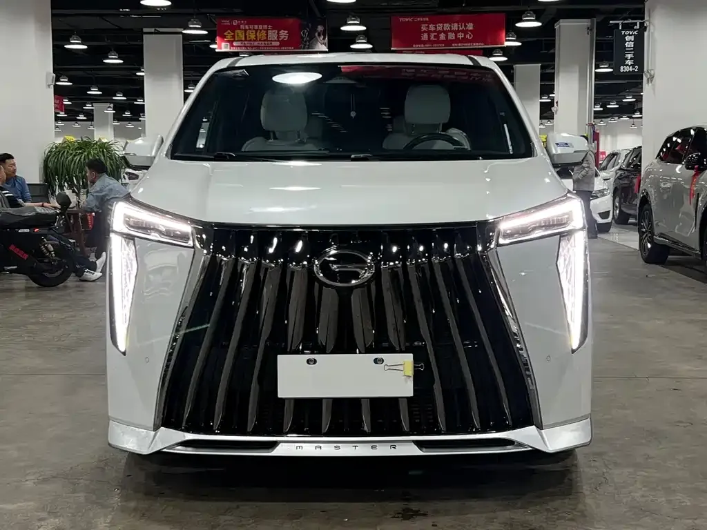 GAC Motor Trumpchi M8 — фото 1