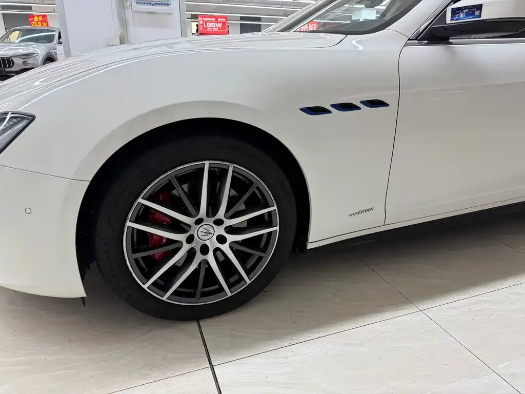 Maserati Ghibli — фото 2