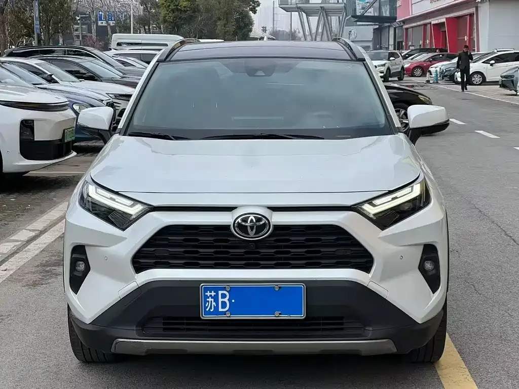 Toyota RAV4 2024 из CN, фото 4