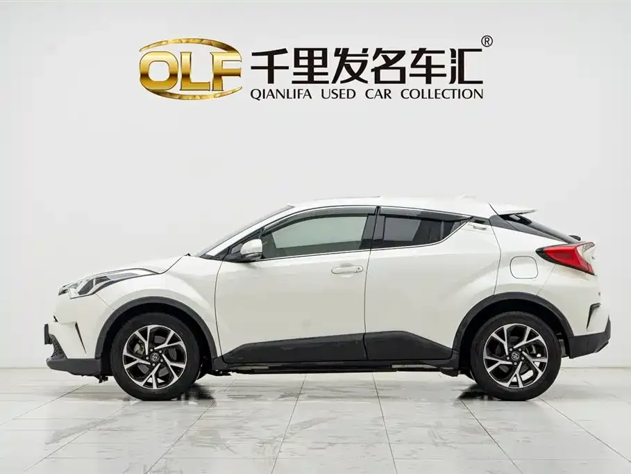 Toyota C-HR — фото 3