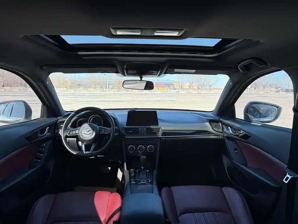 Mazda CX-4 2023 из CN, фото 10
