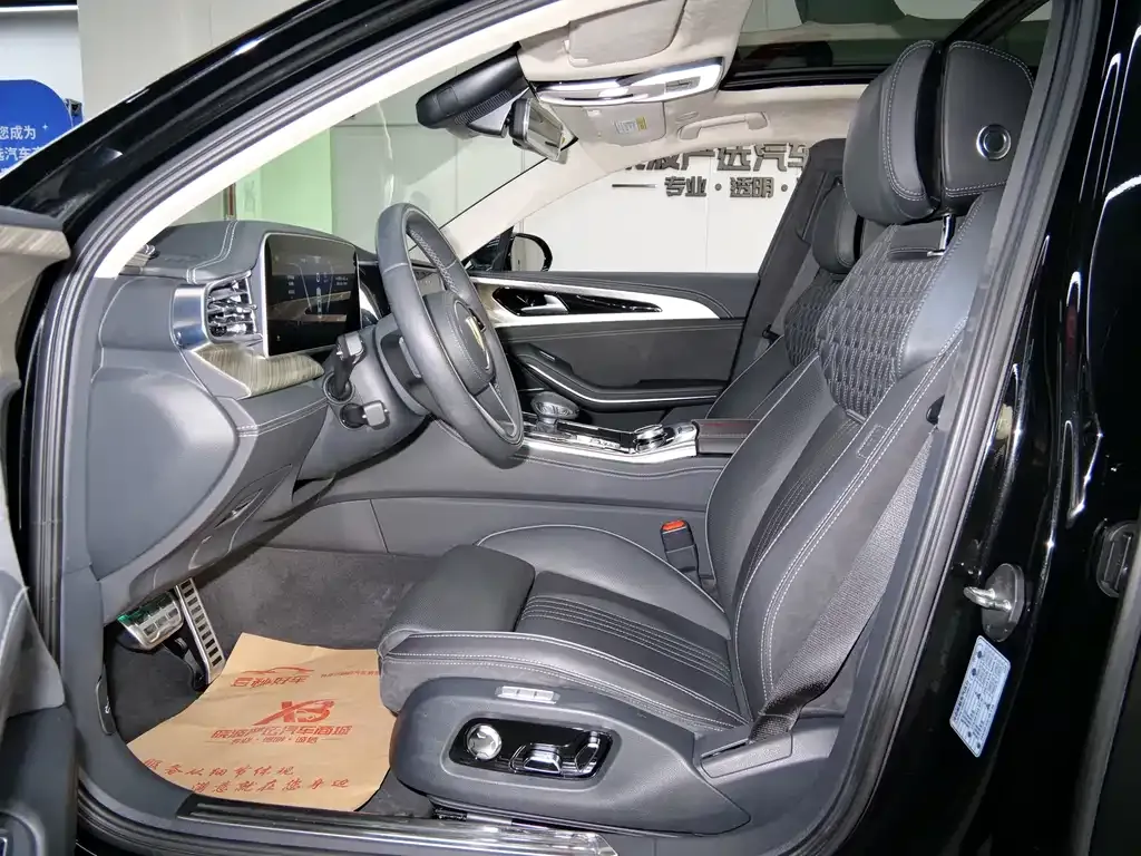 Hongqi H9 2021 из CN, фото 7