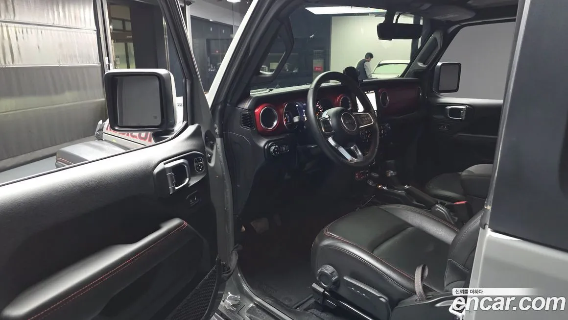 Jeep Wrangler 2023 из KR, фото 10