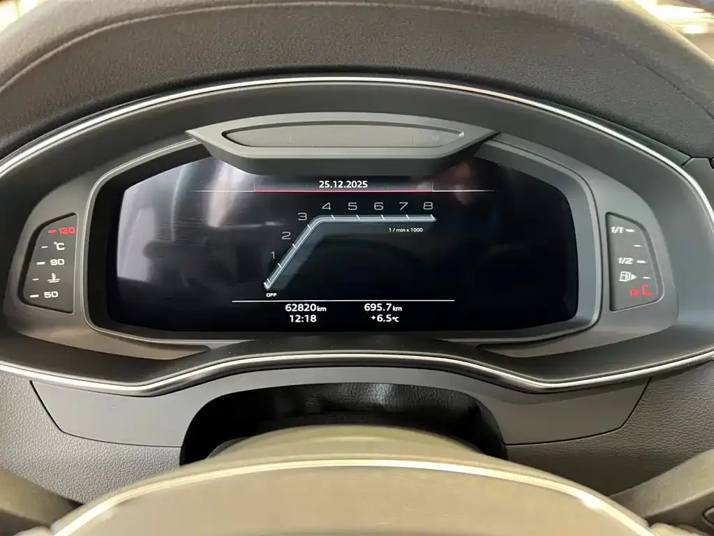 Audi A7 2023 из CN, фото 7