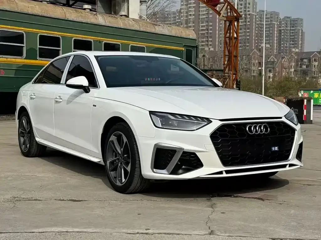 Audi A4L 2023 из CN, фото 7