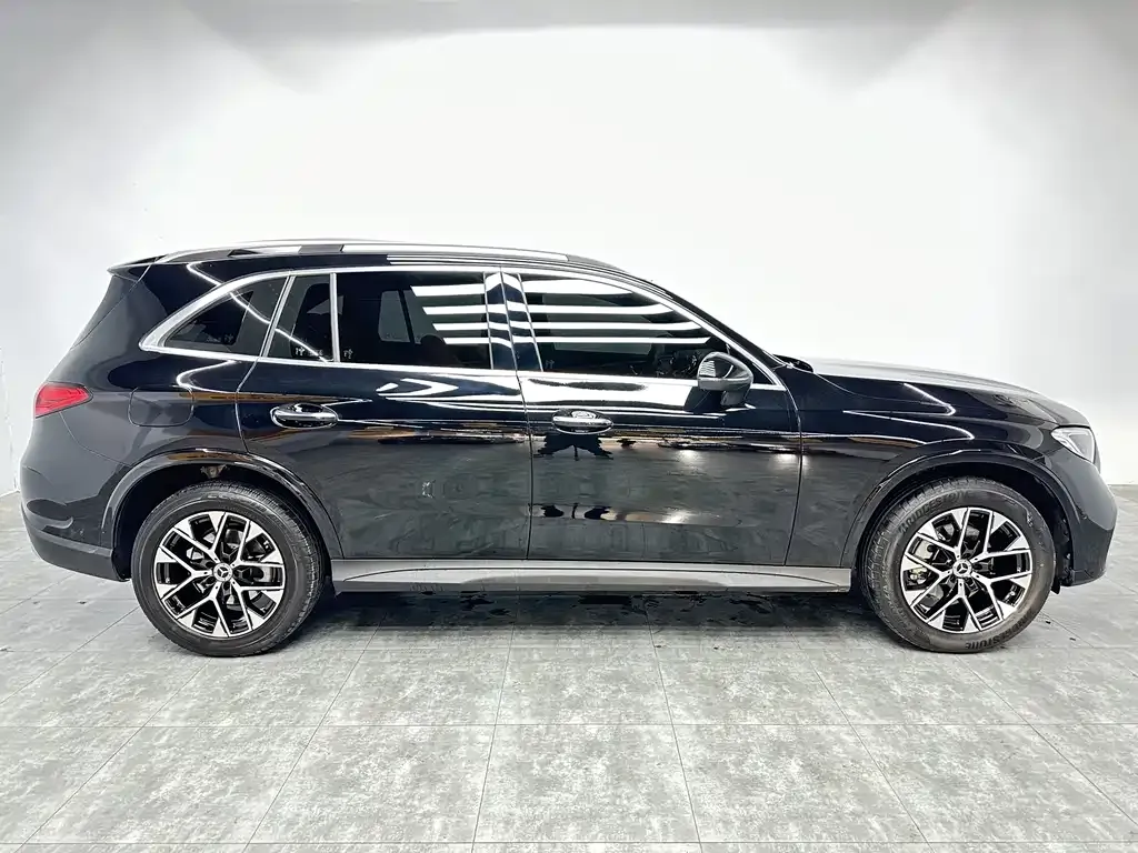 Mercedes-Benz GLC 2023 из CN, фото 9