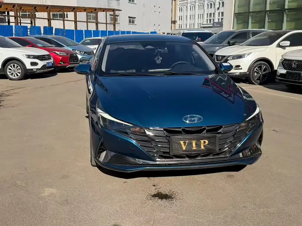 Hyundai Elantra 2023 из CN, фото 3