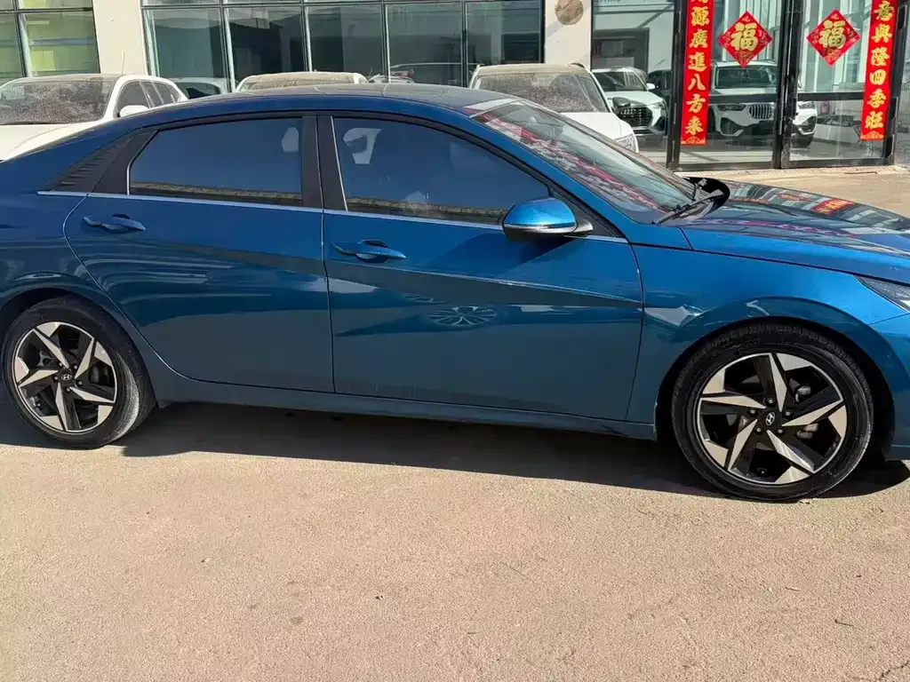 Hyundai Elantra 2023 из CN, фото 10
