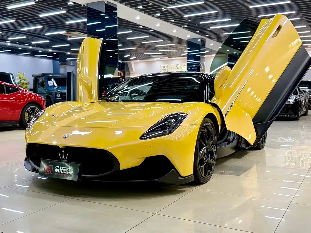 Maserati MC20 — фото 1