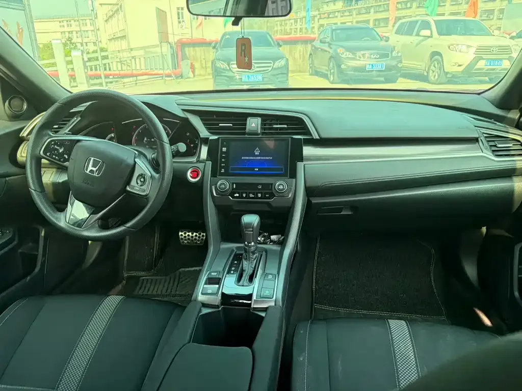 Honda Civic — фото 2