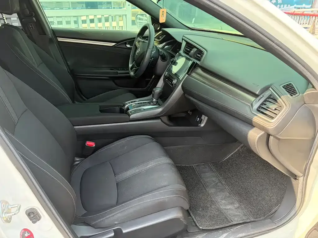 Honda Civic — фото 6