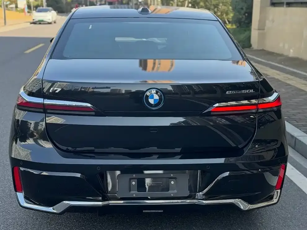 BMW i7 2024 из CN, фото 5