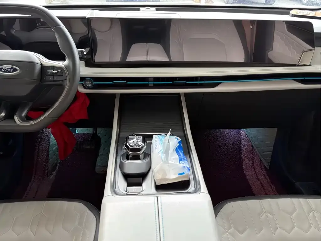 Ford Edge 2024 из CN, фото 2