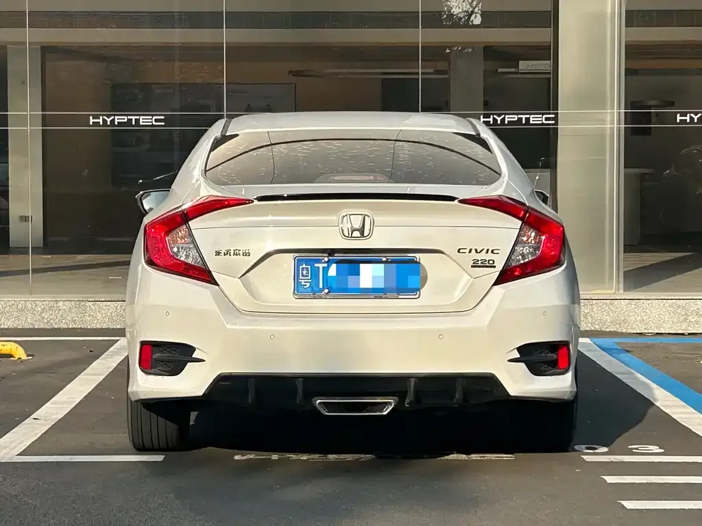 Honda Civic — фото 6
