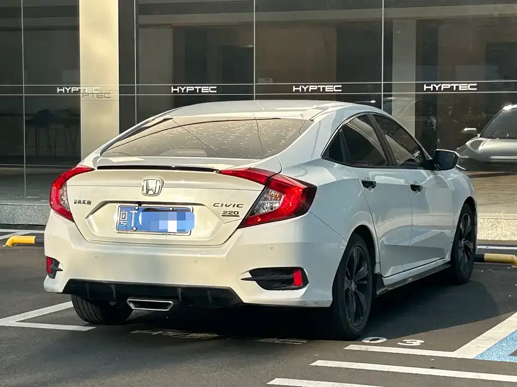 Honda Civic — фото 4
