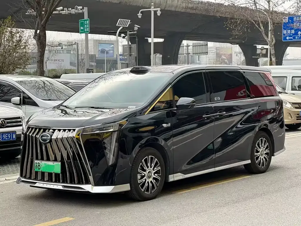 GAC Motor Trumpchi M8 — фото 1