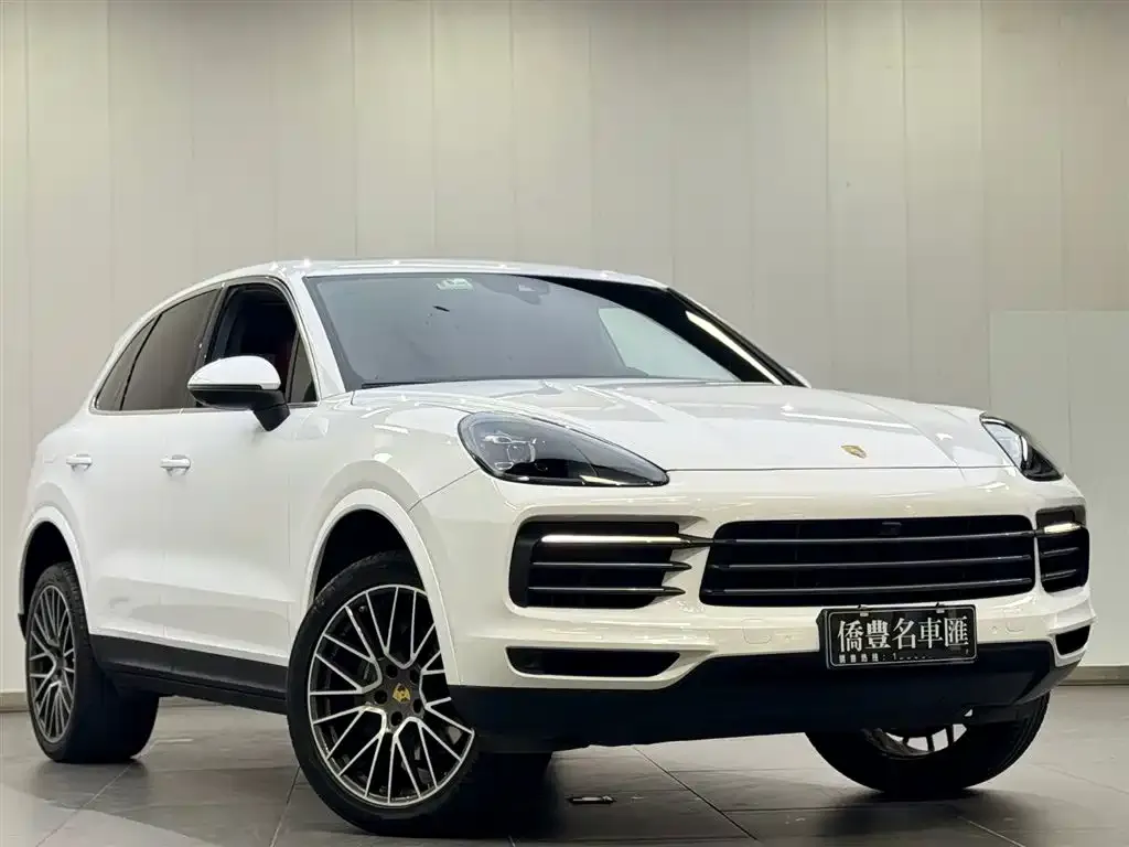 Porsche Cayenne — фото 2