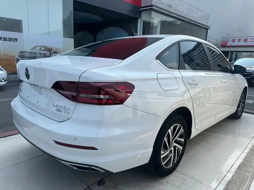 Volkswagen Lavida 2022 из CN, фото 3
