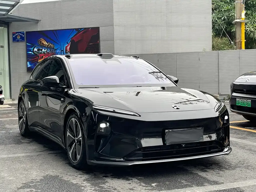 NIO ET5T — фото 9