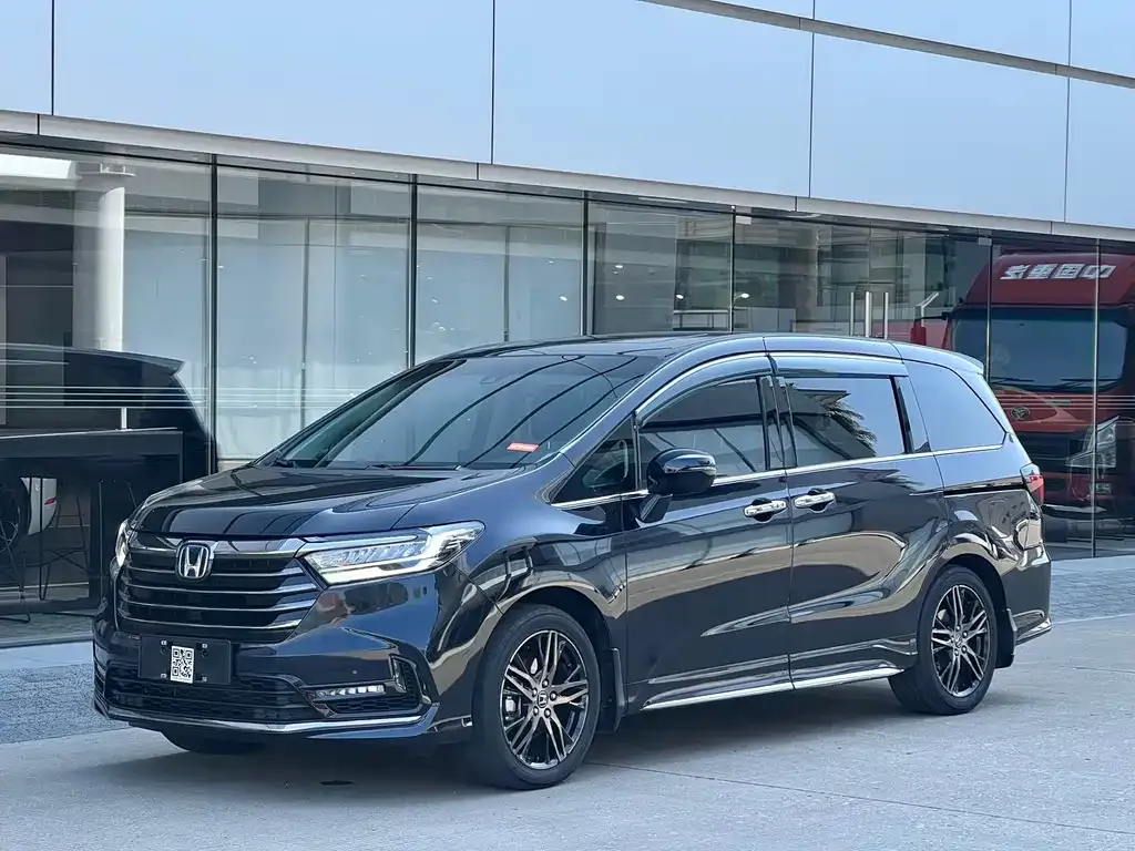 Honda Odyssey — фото 1