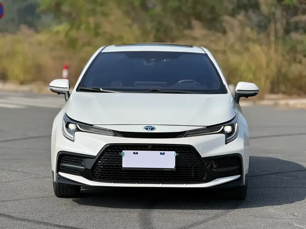 Toyota Corolla 2024 из CN, фото 4