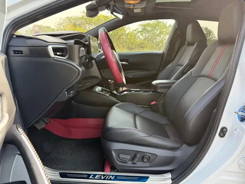Toyota Corolla 2024 из CN, фото 2
