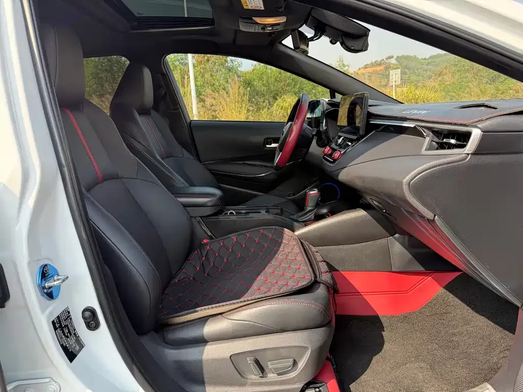 Toyota Corolla 2024 из CN, фото 9