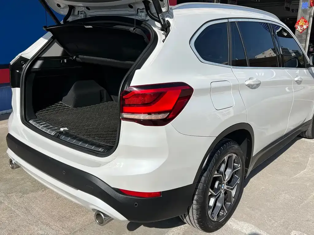 BMW X1 — фото 10