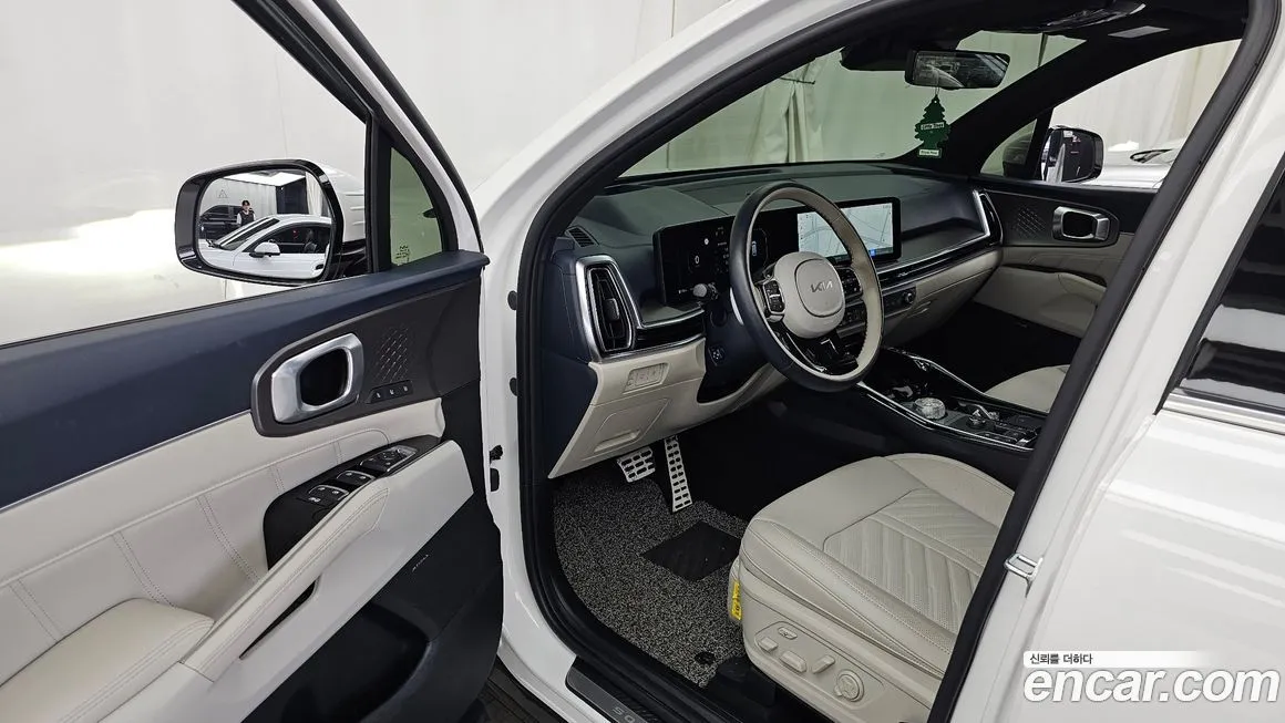 Kia Sorento — фото 6