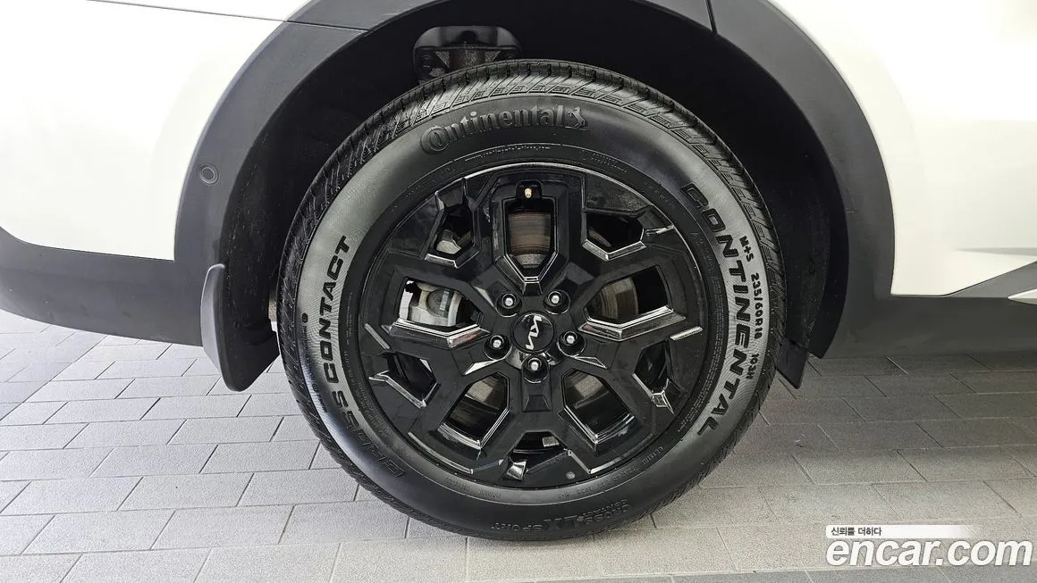 Kia Sorento — фото 7