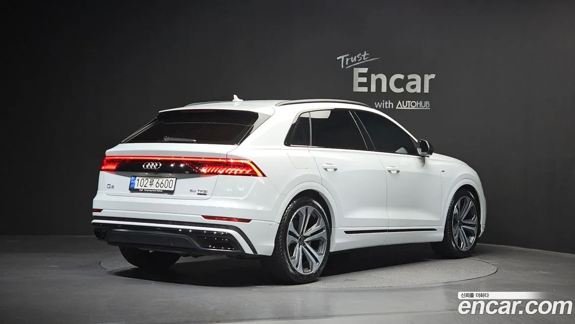 Audi Q8 2023 из KR, фото 3