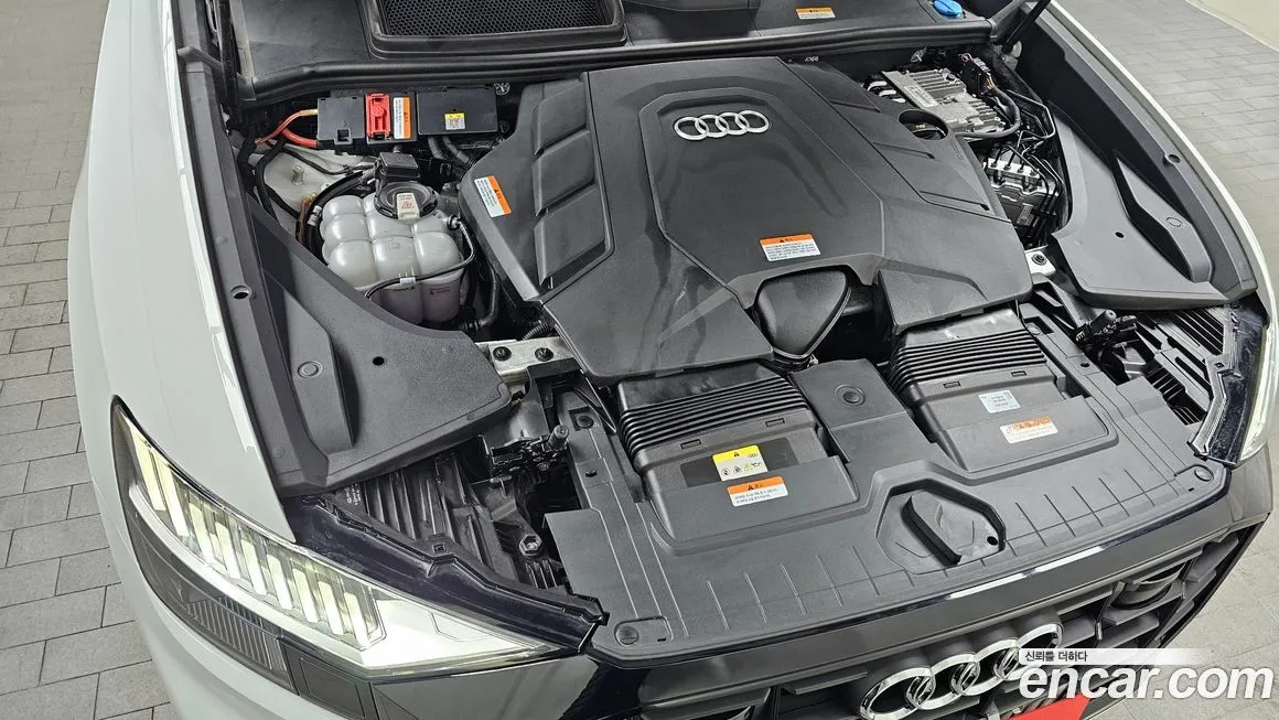 Audi Q8 2023 из KR, фото 7