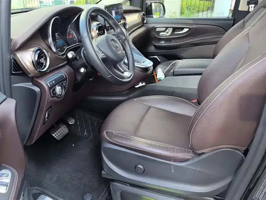Mercedes-Benz V-Class 2022 из CN, фото 9