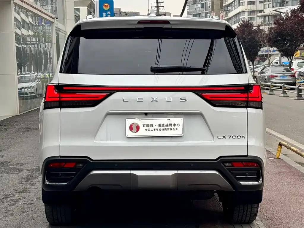 Lexus LX 2025 из CN, фото 4