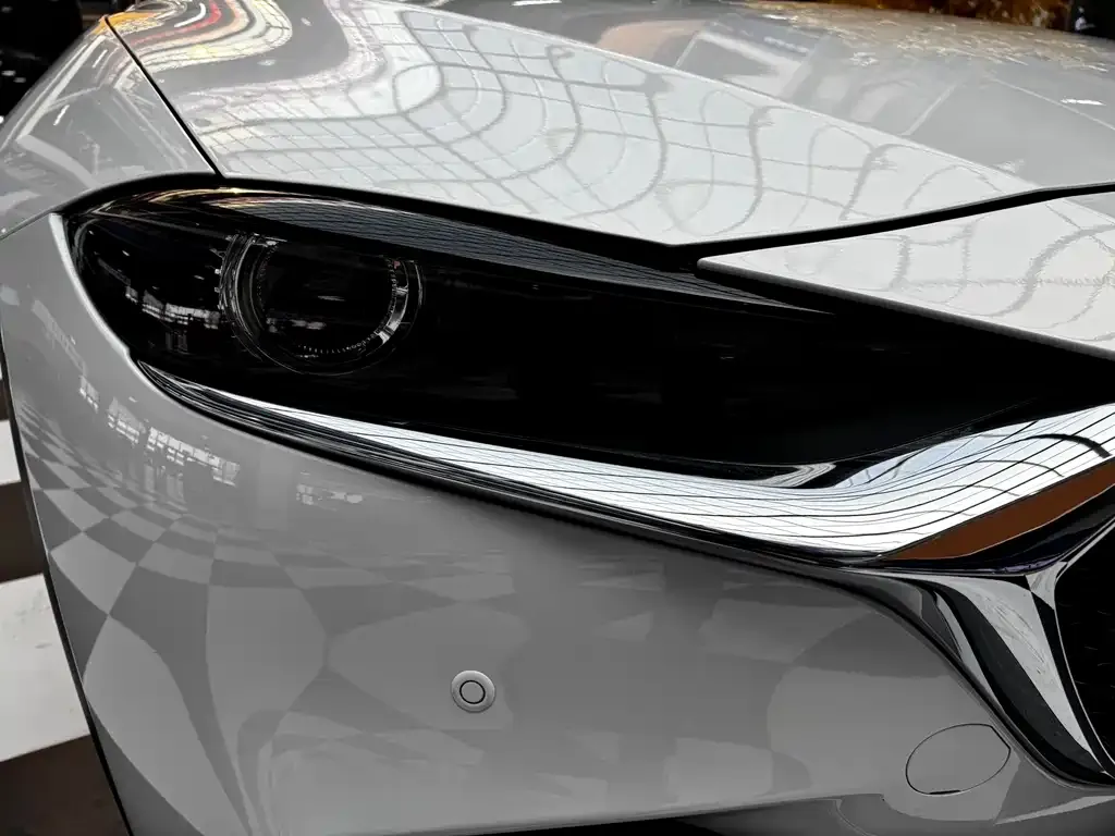 Mazda CX-4 2023 из CN, фото 3