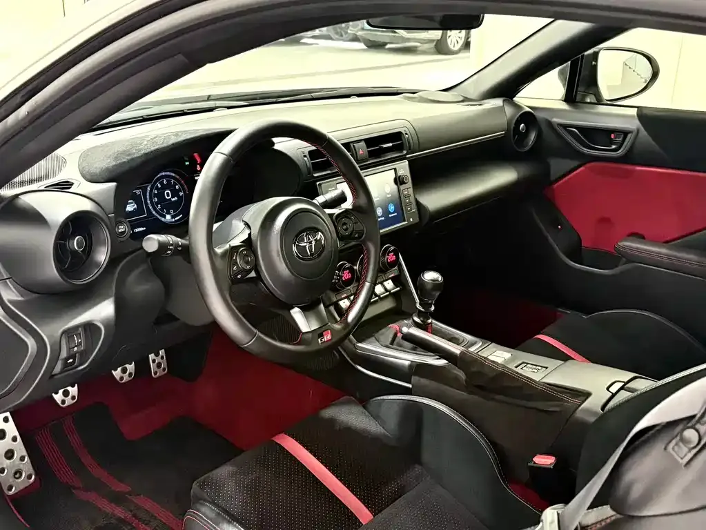 Toyota 86 2023 из CN, фото 9