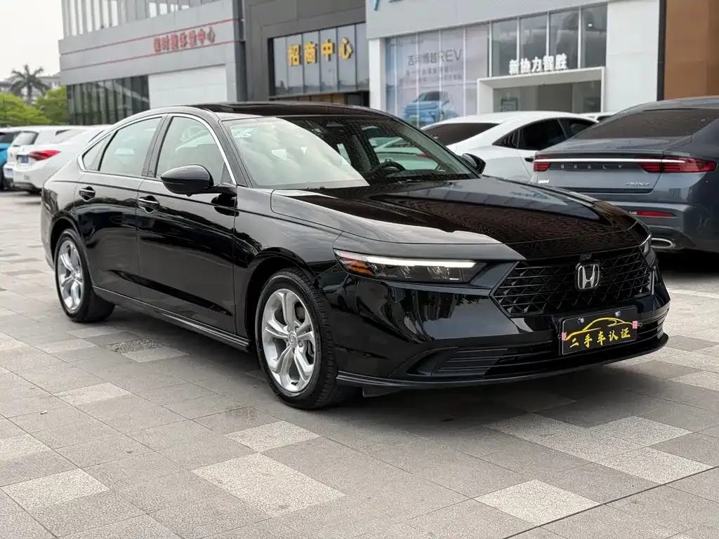 Honda Accord — фото 2