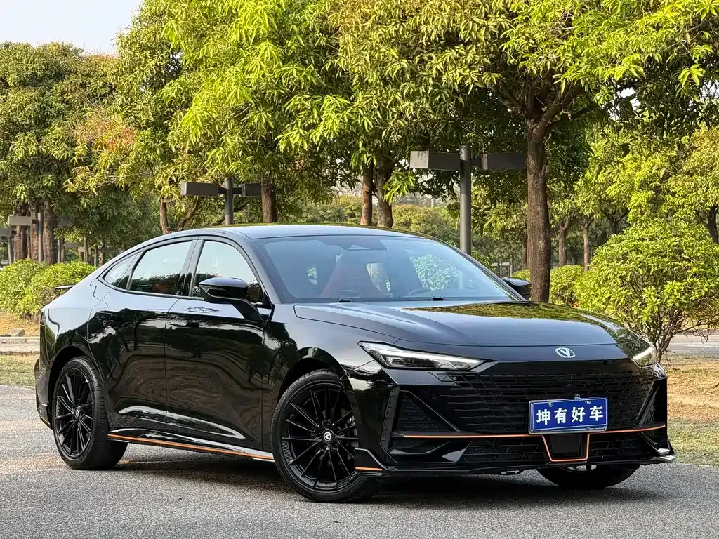 Changan UNI-V 2023 из CN, фото 5