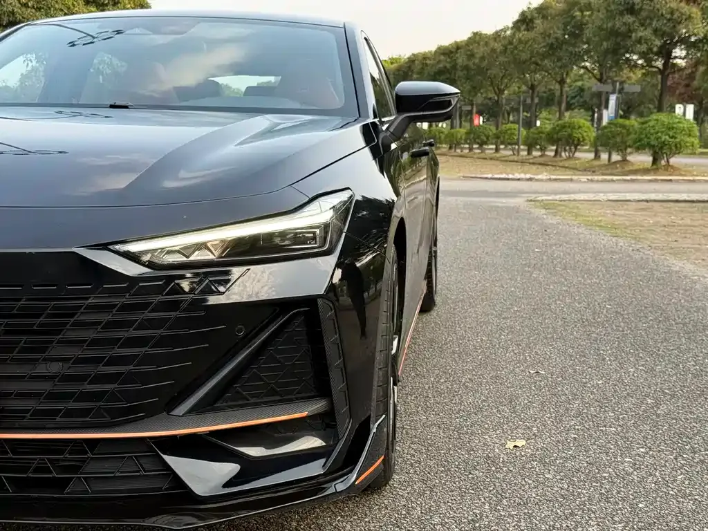 Changan UNI-V 2023 из CN, фото 7