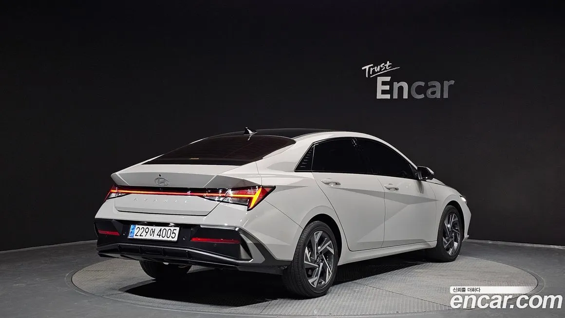 Hyundai AVANTE — фото 7