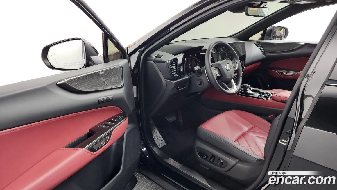 Lexus NX 2025 из KR, фото 2