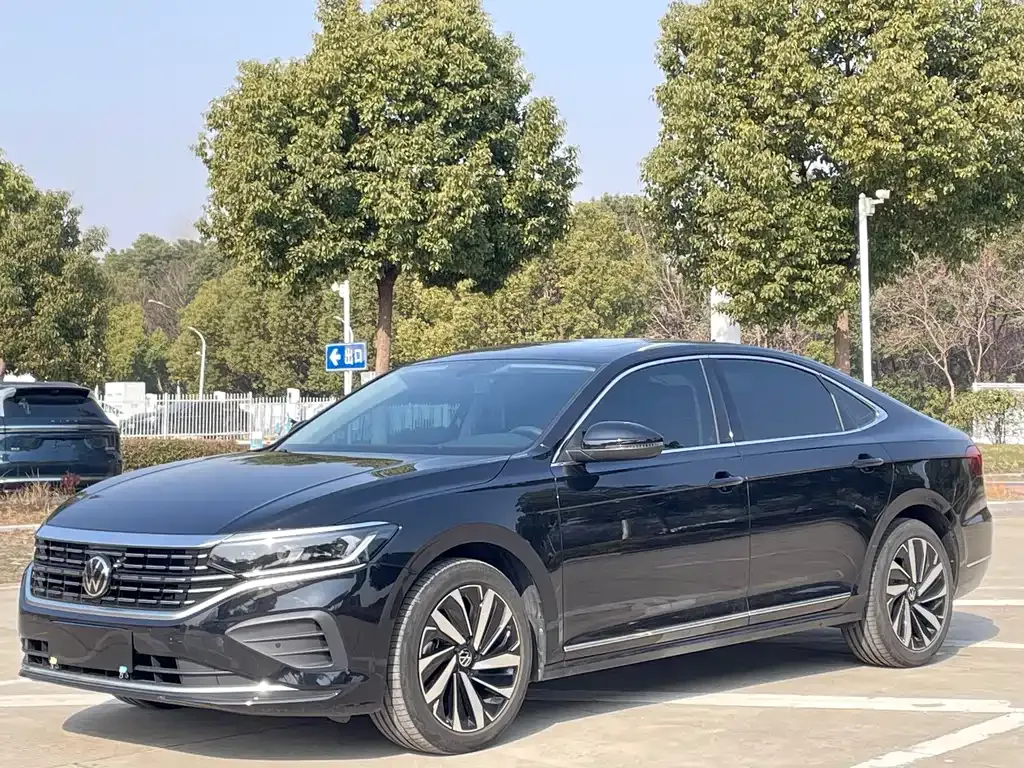 Volkswagen Passat 2024 из CN, фото 1