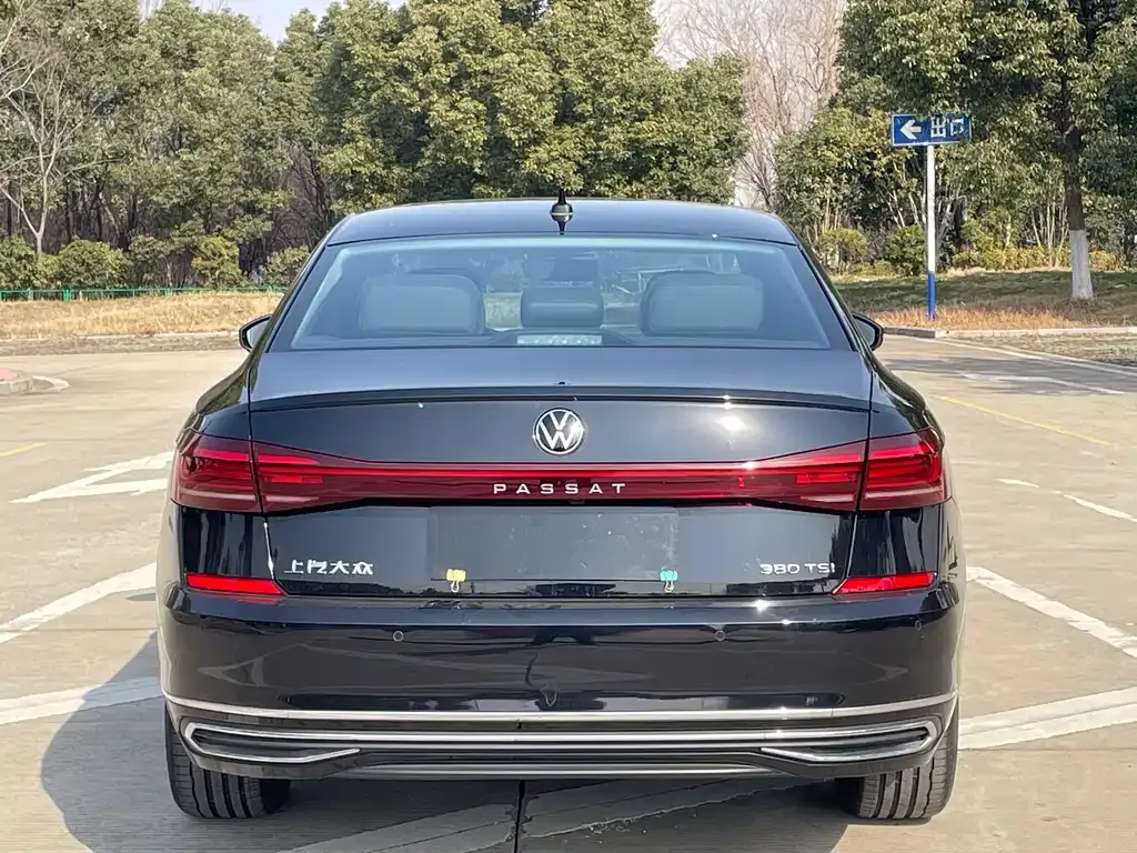Volkswagen Passat 2024 из CN, фото 7