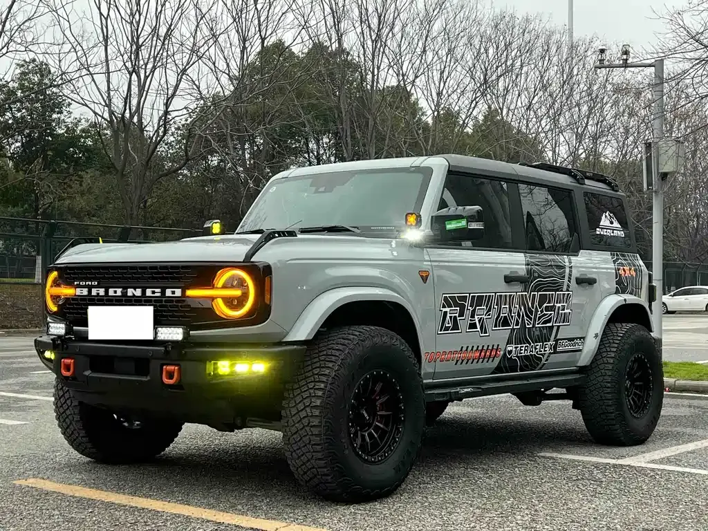 Ford Bronco 2024 из CN, фото 1